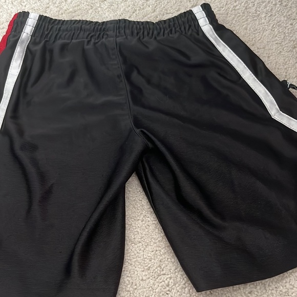 Jordan shorts - Picture 2 of 3